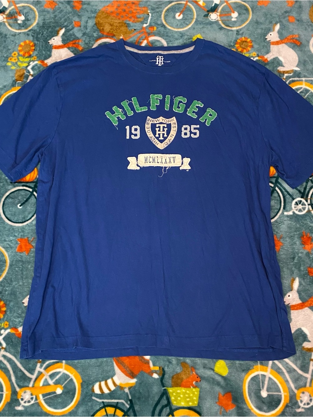 Blue/Green Tommy Hilfiger Logo T-Shirt Raised 1985 Crest/Sleeve Design Mens XXL